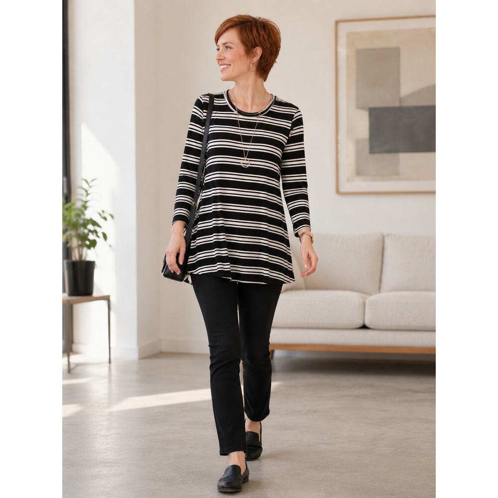 LR1709 LOFT Outlet Lounge Medium Black White Striped Swing Tunic Dress